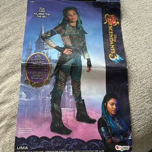 Descendants 3 Uma Halloween costume with wig